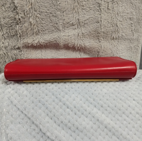 Saint Laurent Lutetia Flap clutch in red calfskin - Picture 4 of 10